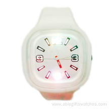 New Casual Girls Silicone Strap Fancy Watches